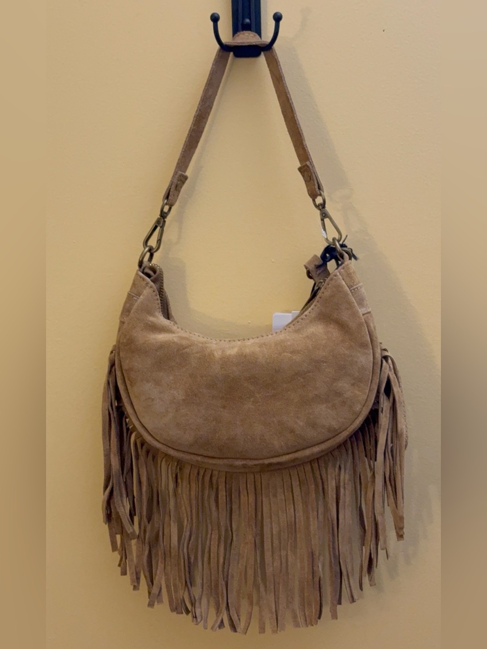 Marlon Genuine Leather Suede Fringe Shoulder-Crossbody Bag Made in Italy NWT - Picture 2 of 11